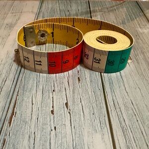 2 Colorful Measuring Tape